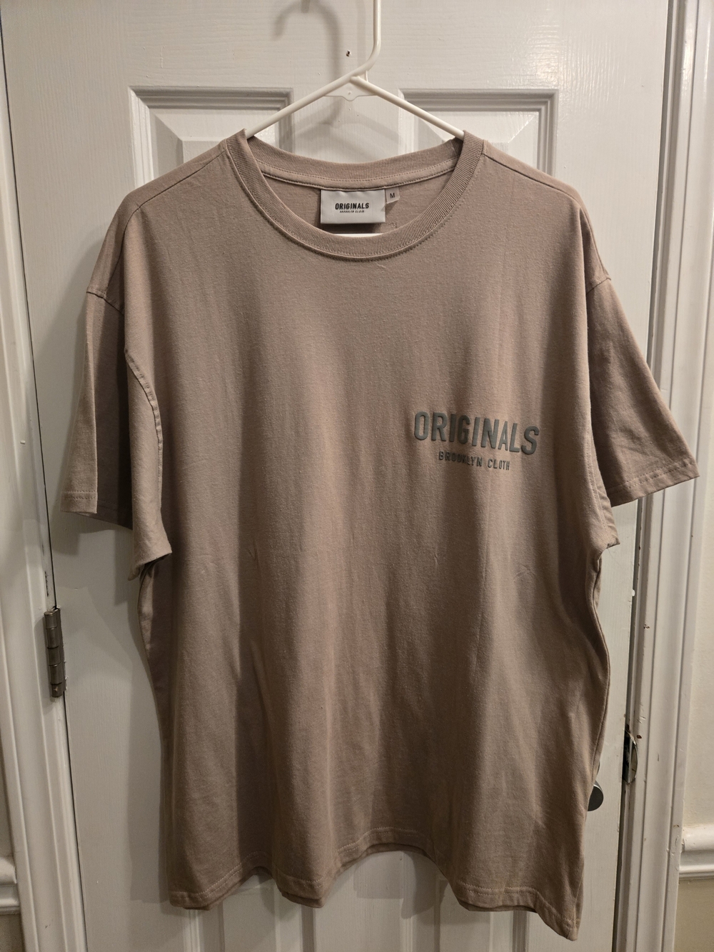 Brooklyn Cloth Originals Men's  Cotton Graphic T-Shirt Casual Streetwear Size M